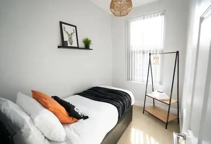 Hébergement de vacances Modern 5br -fast Wifi & Parking *