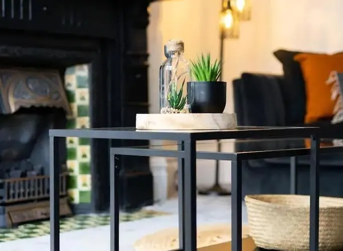 Сasa de vacaciones Relocation Stays 5Br Home -Fast Wifi & Parking- Netflix